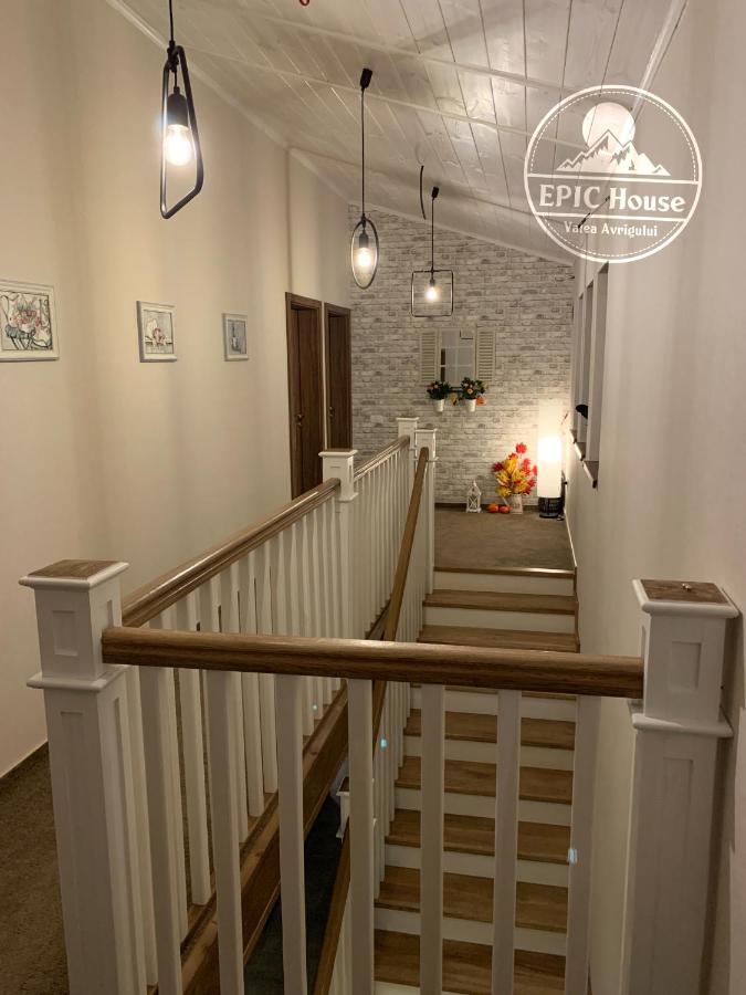 Вилла Epic House Valea Avrigului Экстерьер фото